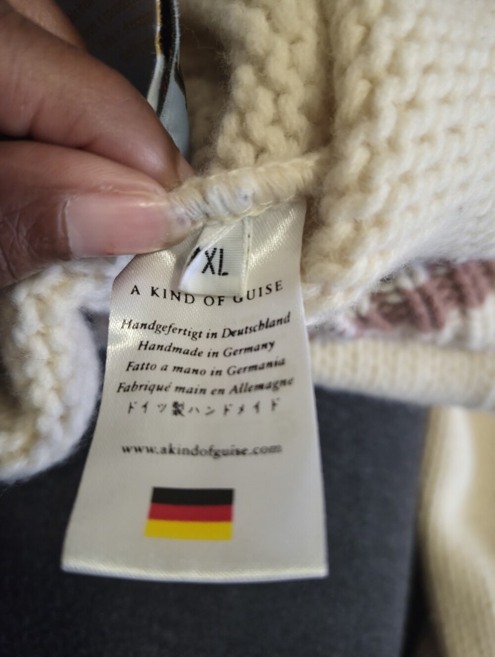 A Kind of Guise Women’s XL Cream V-Neck Striped Knit Wool Pullover Sweater - Picture 4 of 5